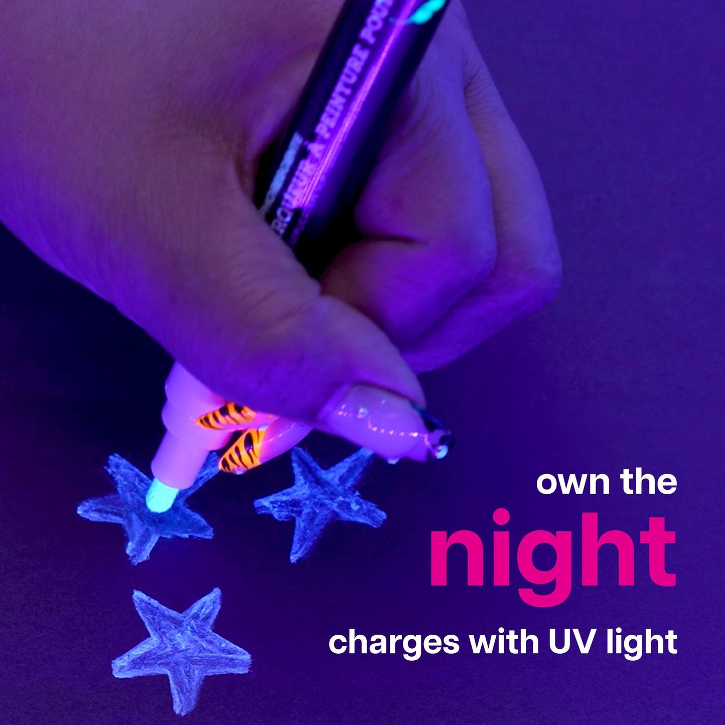 Picture of 50012-1                             GLOW IN THE DARK FABRIC MARKER + NIB REPLACEMENT  